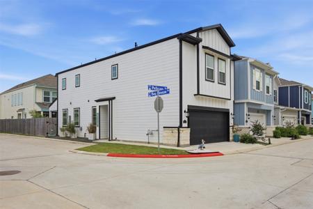 614 Pelican Drive