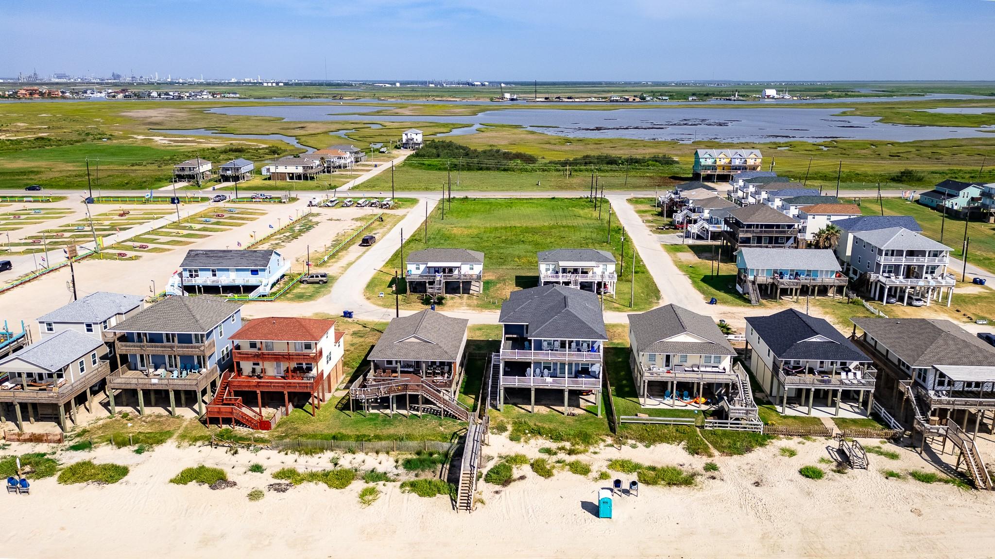 Image 4: PROXIMITY TO THE INTRACOASTAL TO THE LOT