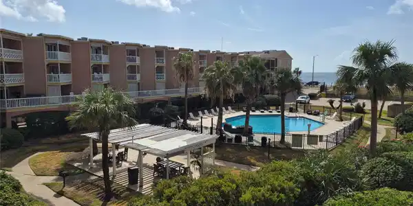 Image 2: Where this is your view from "Barefootin" - unit 9