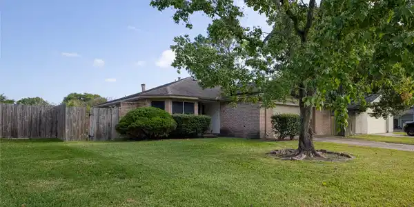 475 Lost Rock Drive