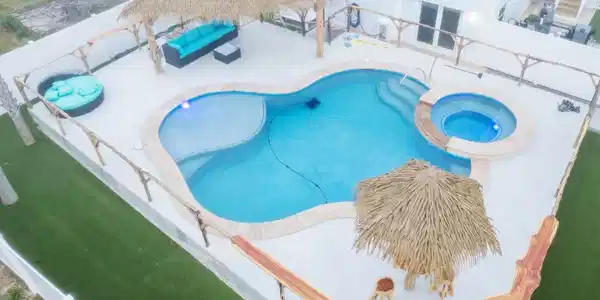 Image 4: Backyard