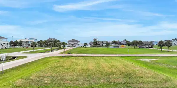 Image 3: Lot 151 Miramar Drive