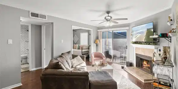 18800 Egret Bay Boulevard