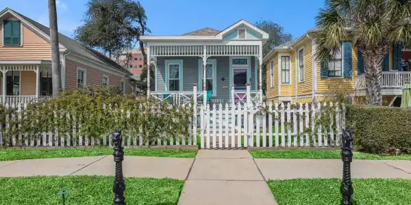 806 Church Street