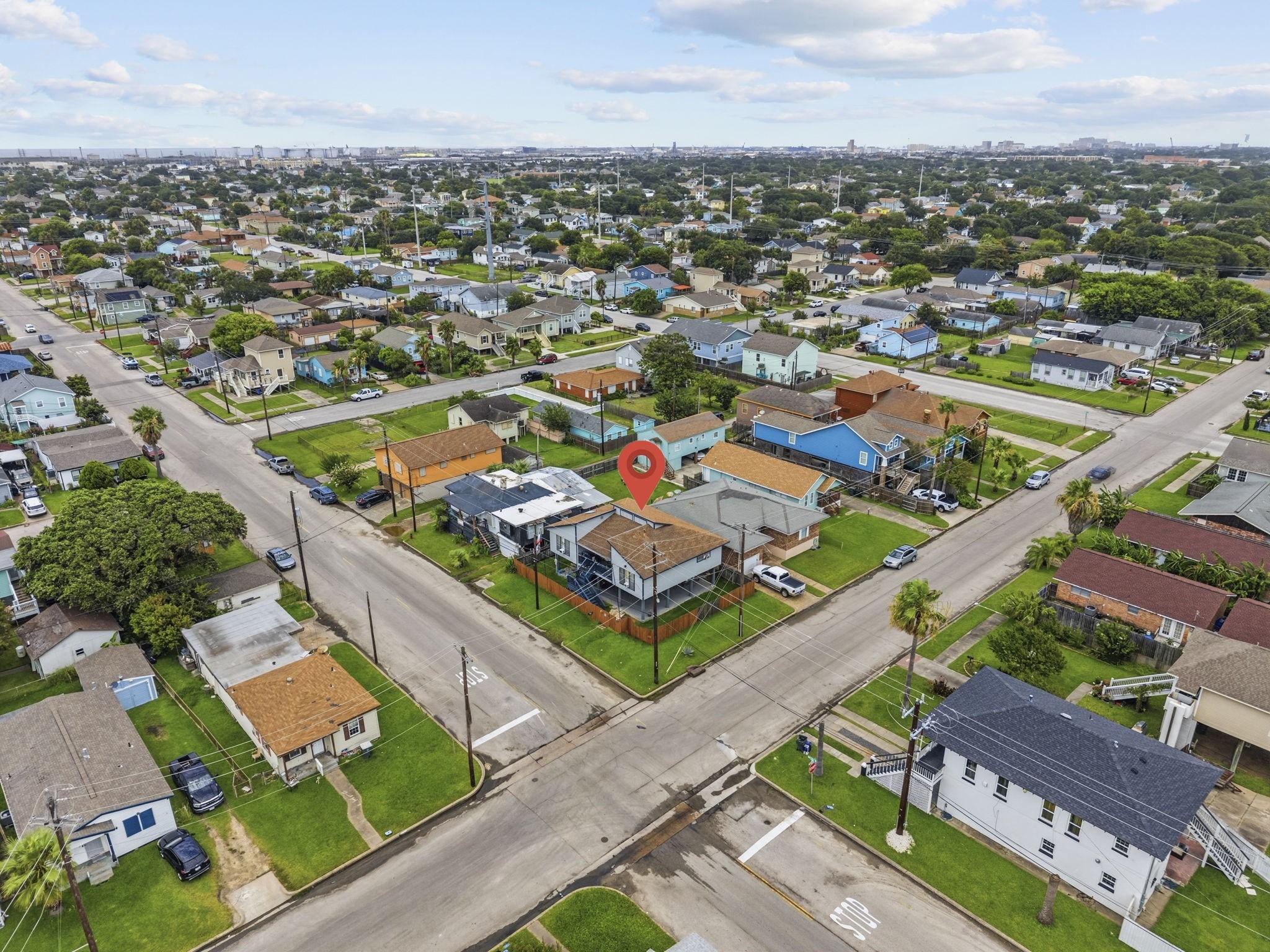Image 3: Residential neighborhood with a highlighted proper
