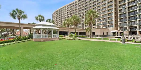 Image 2: The San Luis Resort!