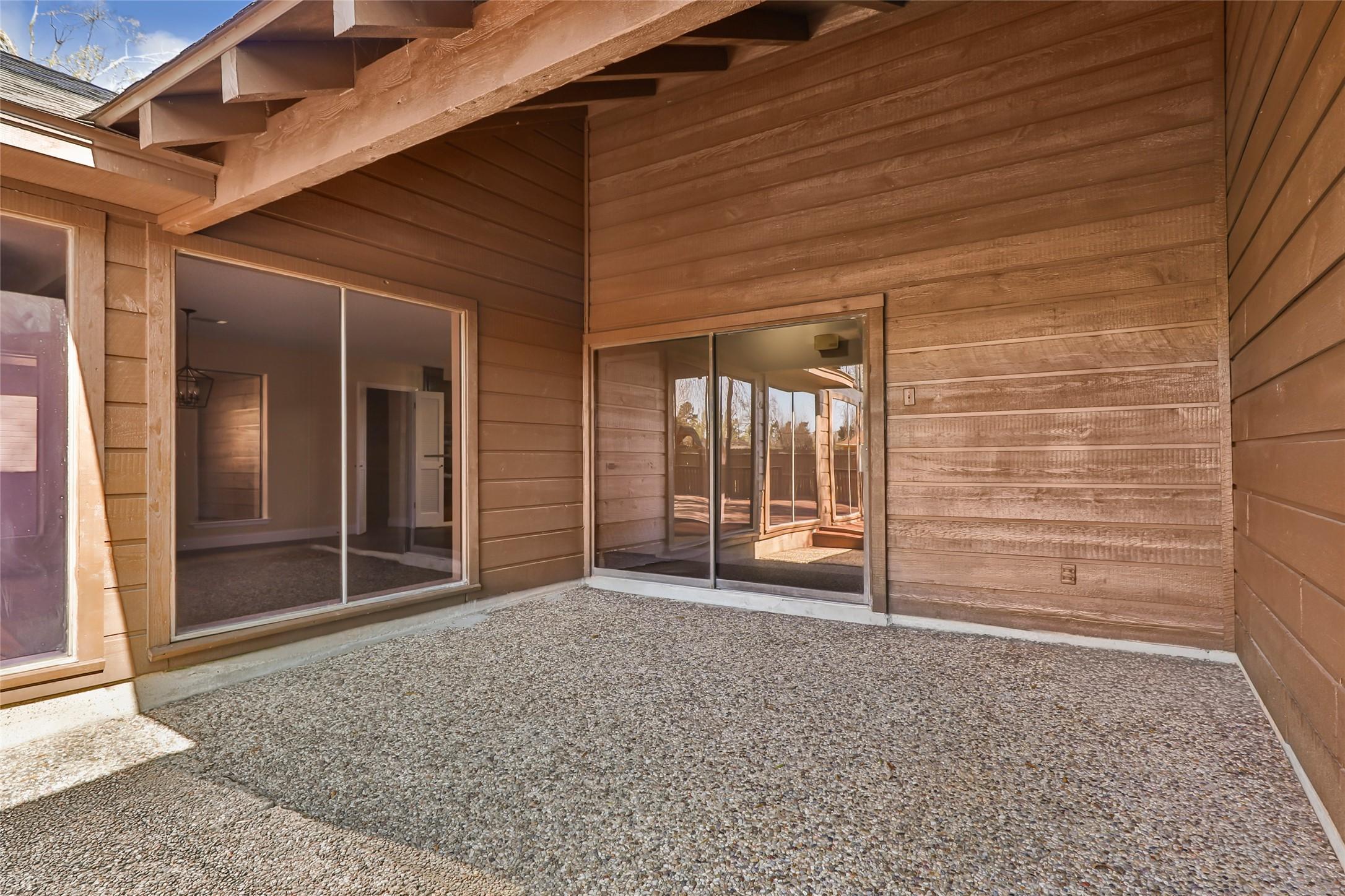 Image 4: Morning coffee on the covered patio would make for