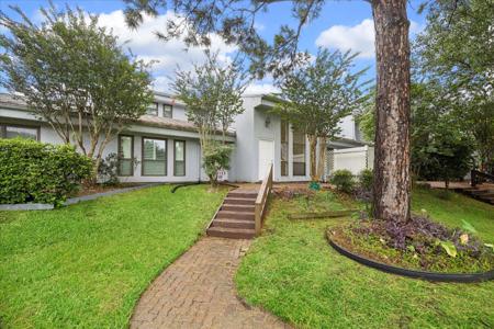 3805 Sunrise Drive