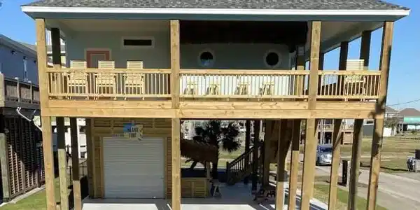2785 Gulfview Lane
