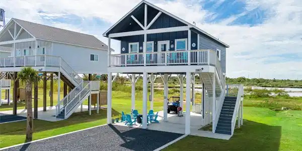 1087 Shady Lane