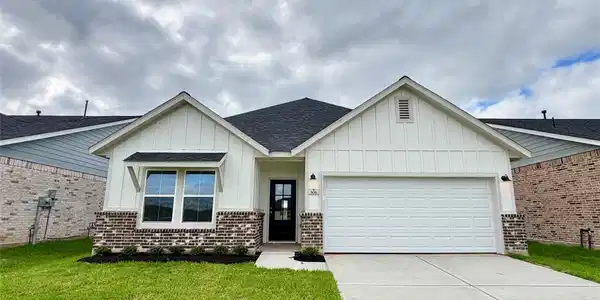 306 Cardinal Dr