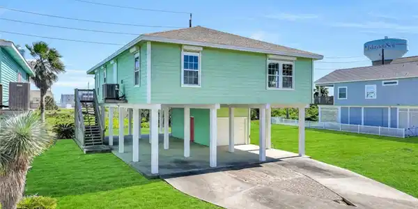 22329 Vista Del Mar