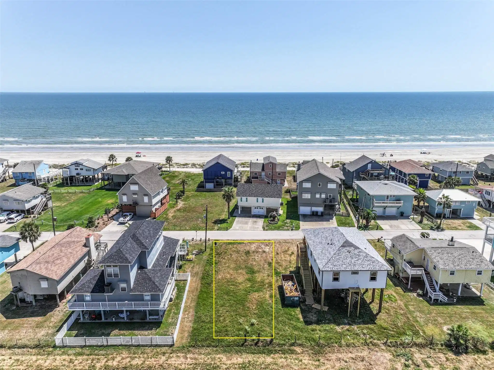 Image 1: Building your dream beach home begins right here!