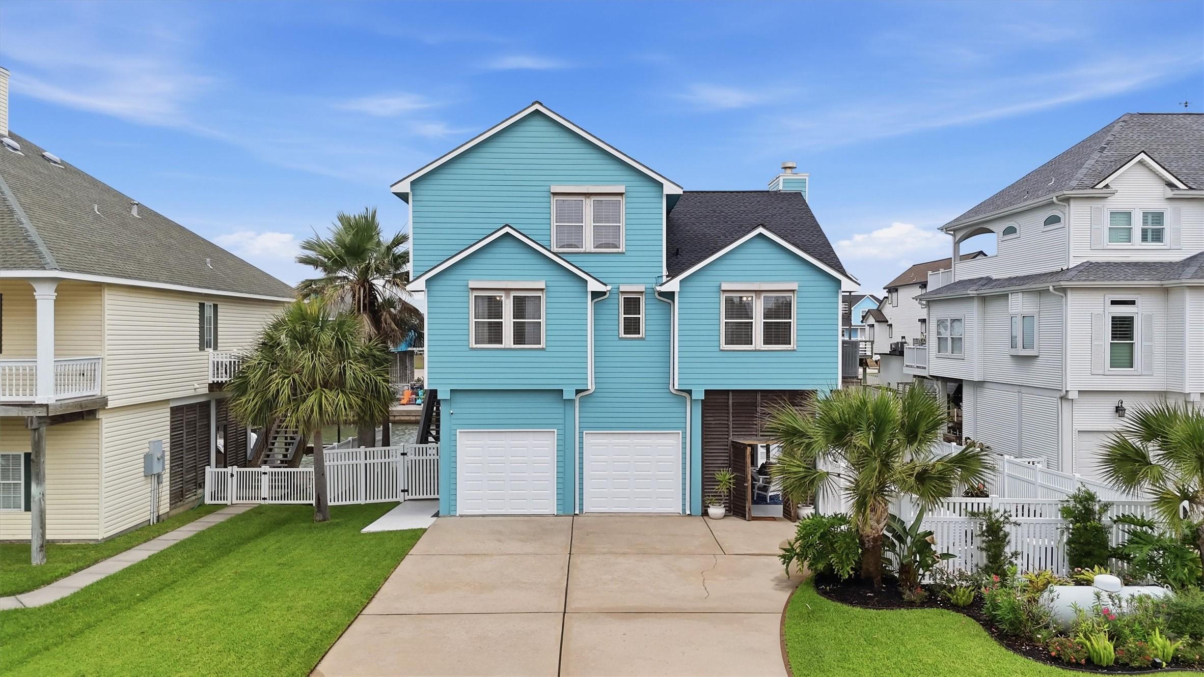 Image 3: This cheerful coastal exterior sets the tone with