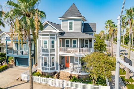 1701 Rosenberg Street
