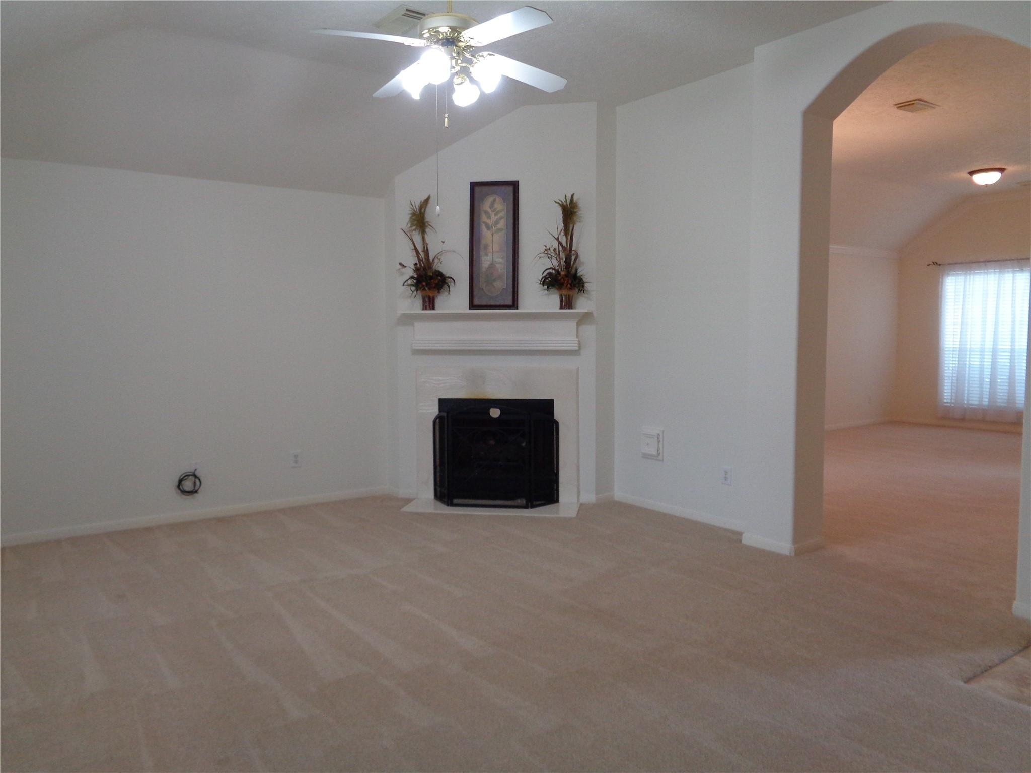 Image 3: Family Room