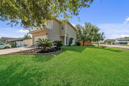 3802 Barracuda Lane