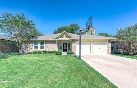 324 Forest Hills Drive