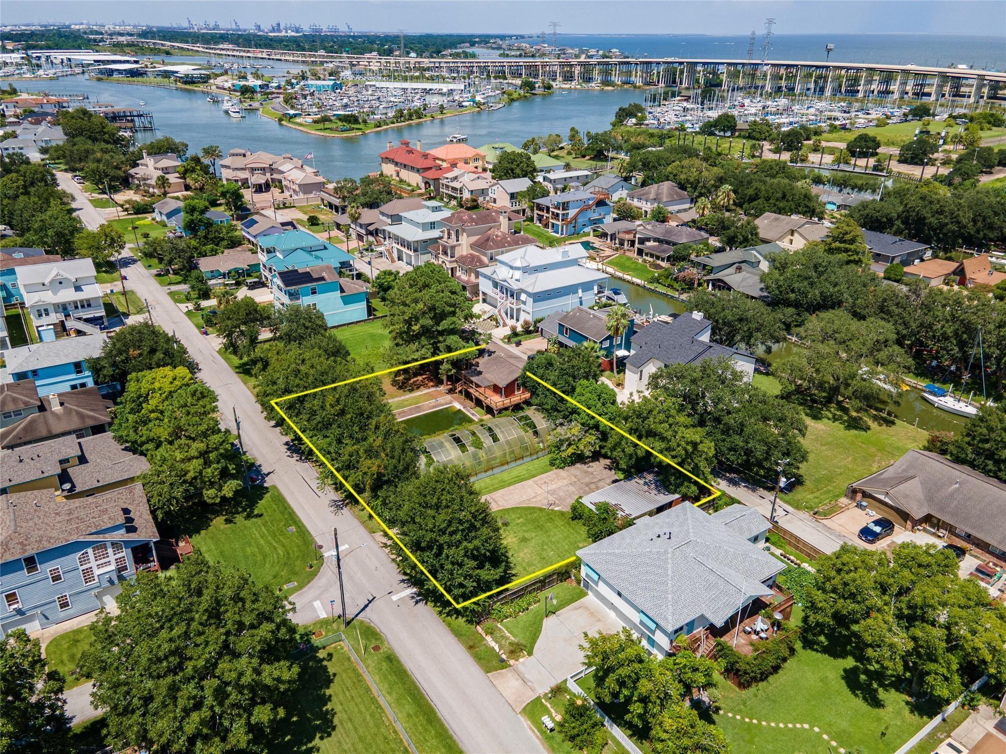 Image 1: Welcome to 631 E Shore Dr. in Clear Lake Shores