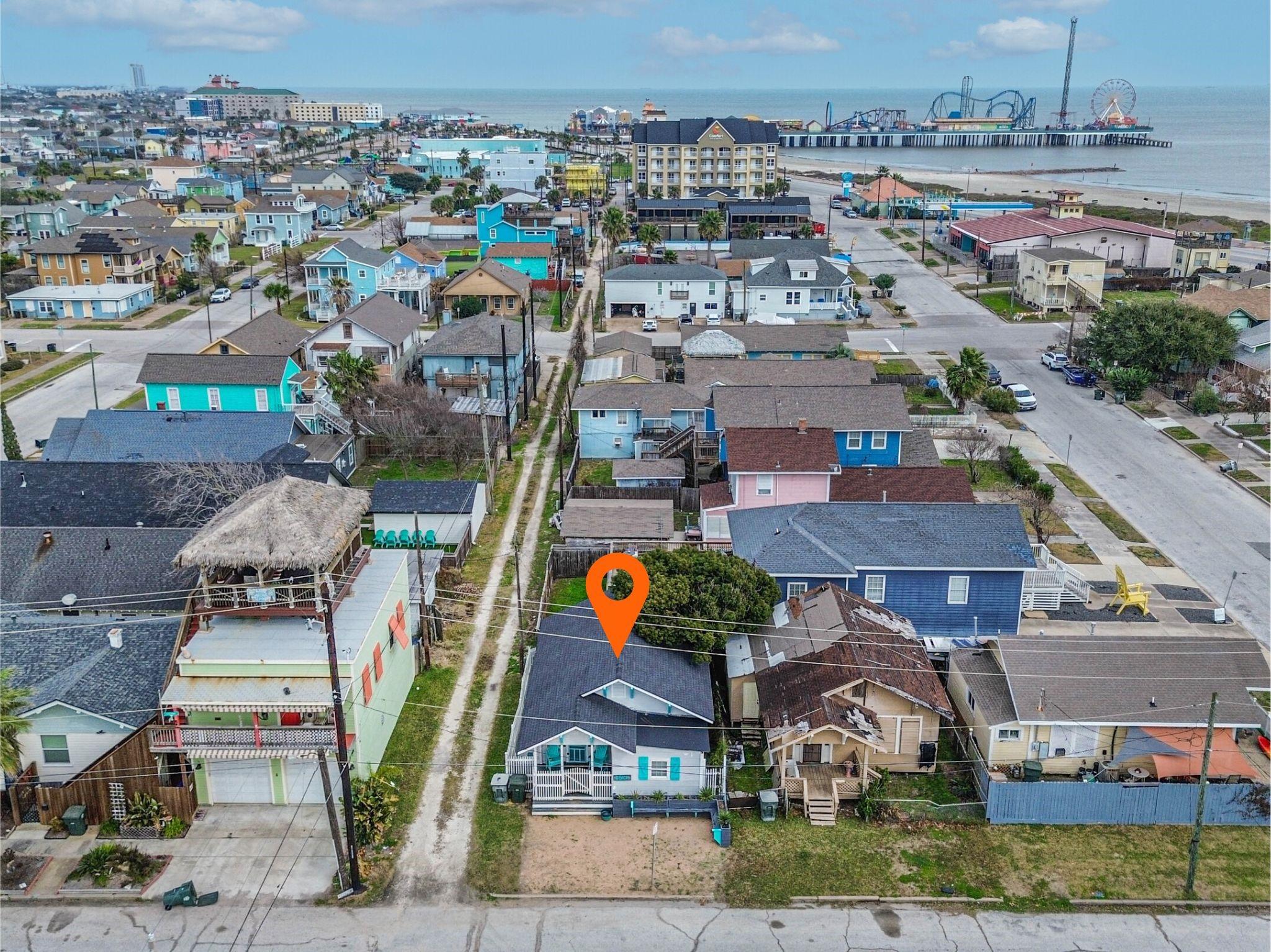 Image 3: Just around the corner from Pleasure Pier.