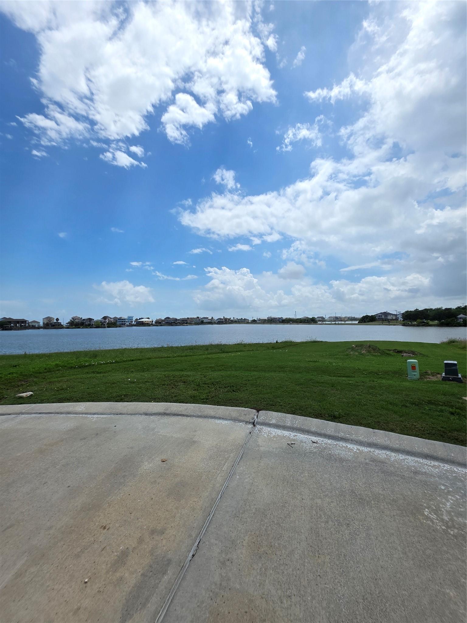 Image 3: Kemah is just across the way!