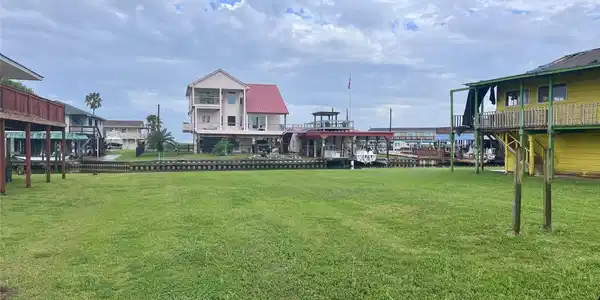 000 Jolly Boat Lane