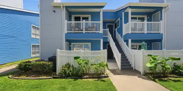 3506 Cove View Boulevard