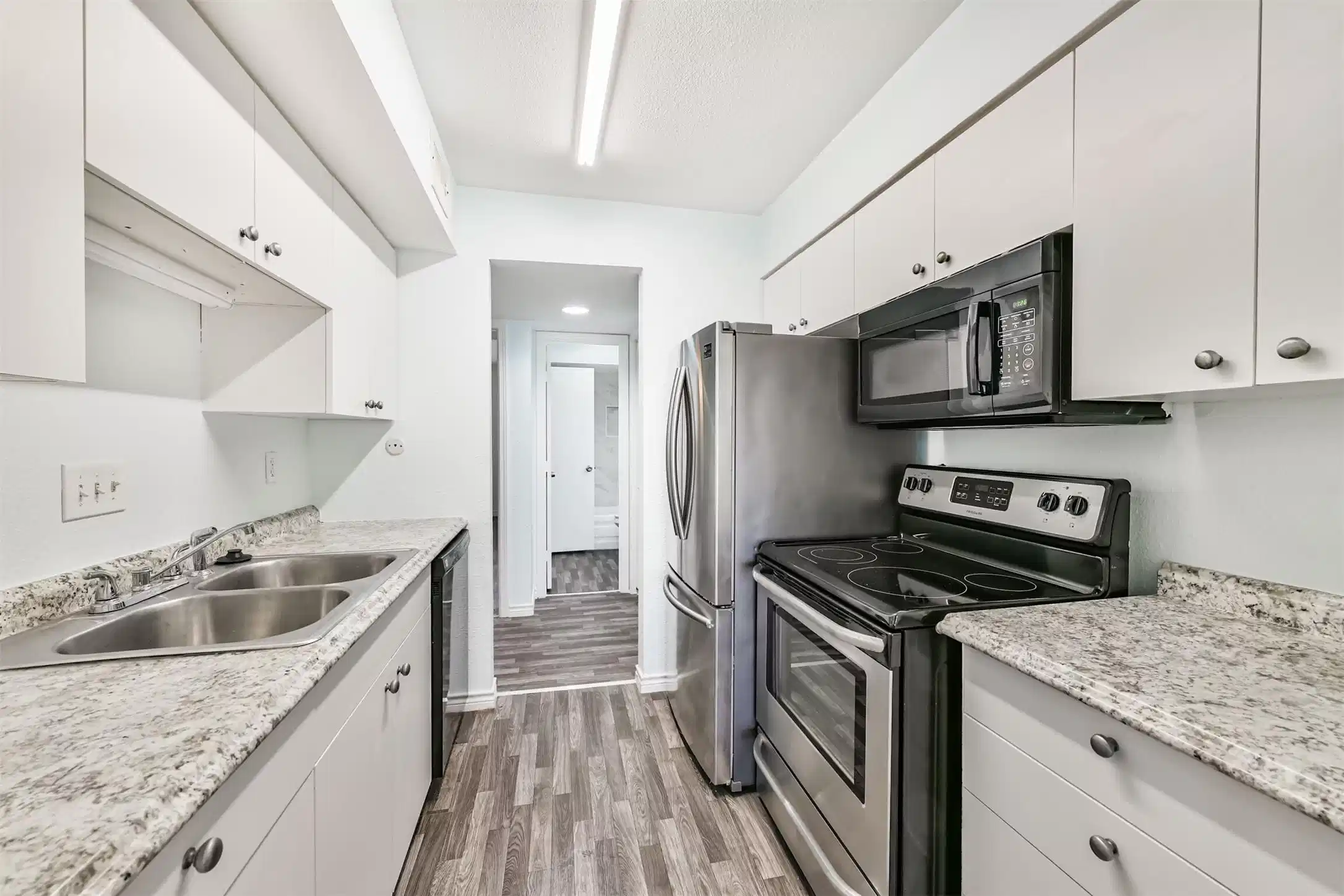 Image 1: Kitchen