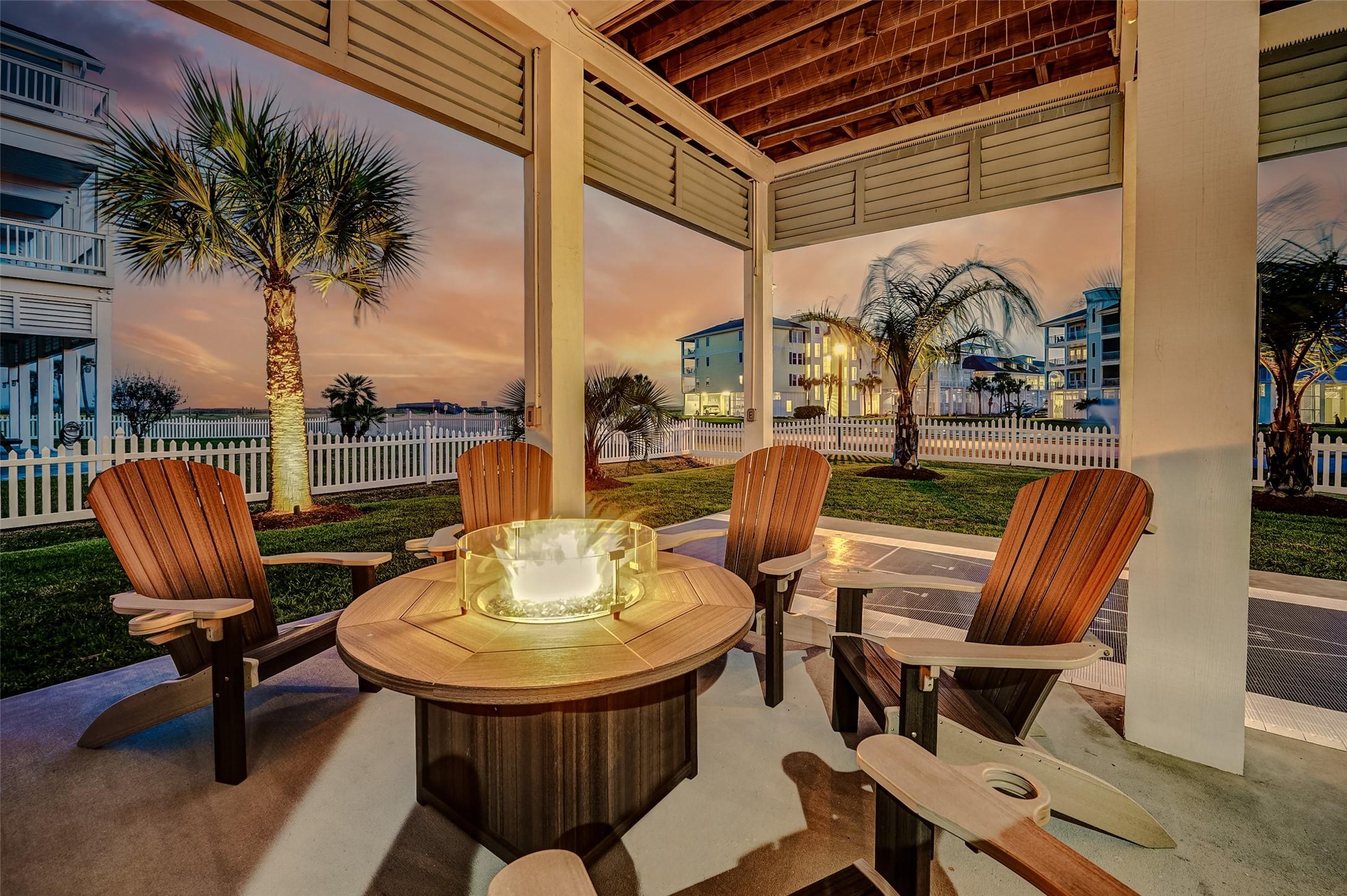 Image 4: Come see this home and start enjoying those chilly