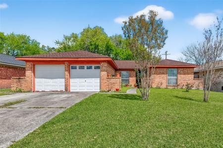 302 Windward Drive