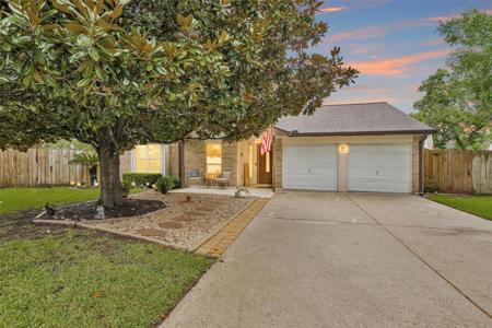 315 Thistlewood Court