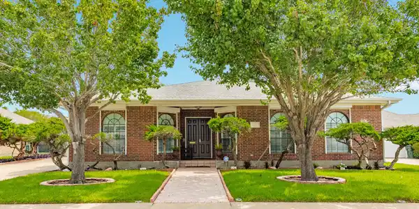 42 W Dansby Drive