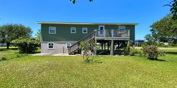 1228 Bahama Lane