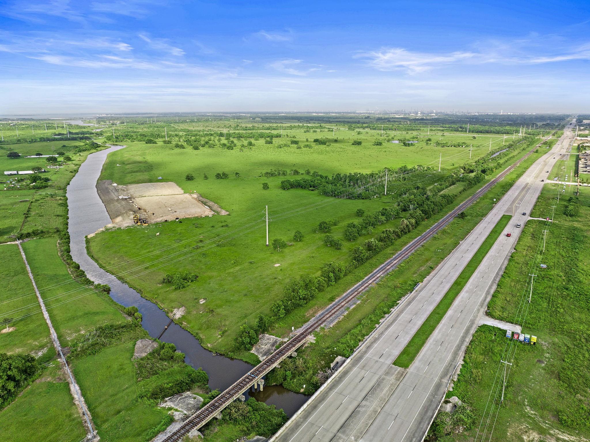 Image 2: Left end of the property featuring Highway 3