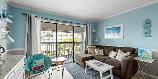 6102 Seawall Boulevard