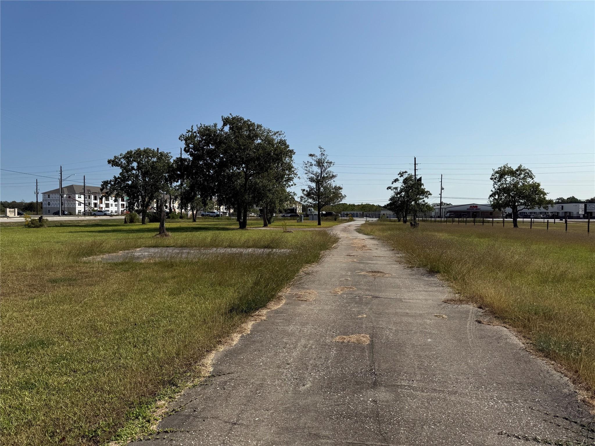 Image 2: Property is located at the corner of FM 3180 and K