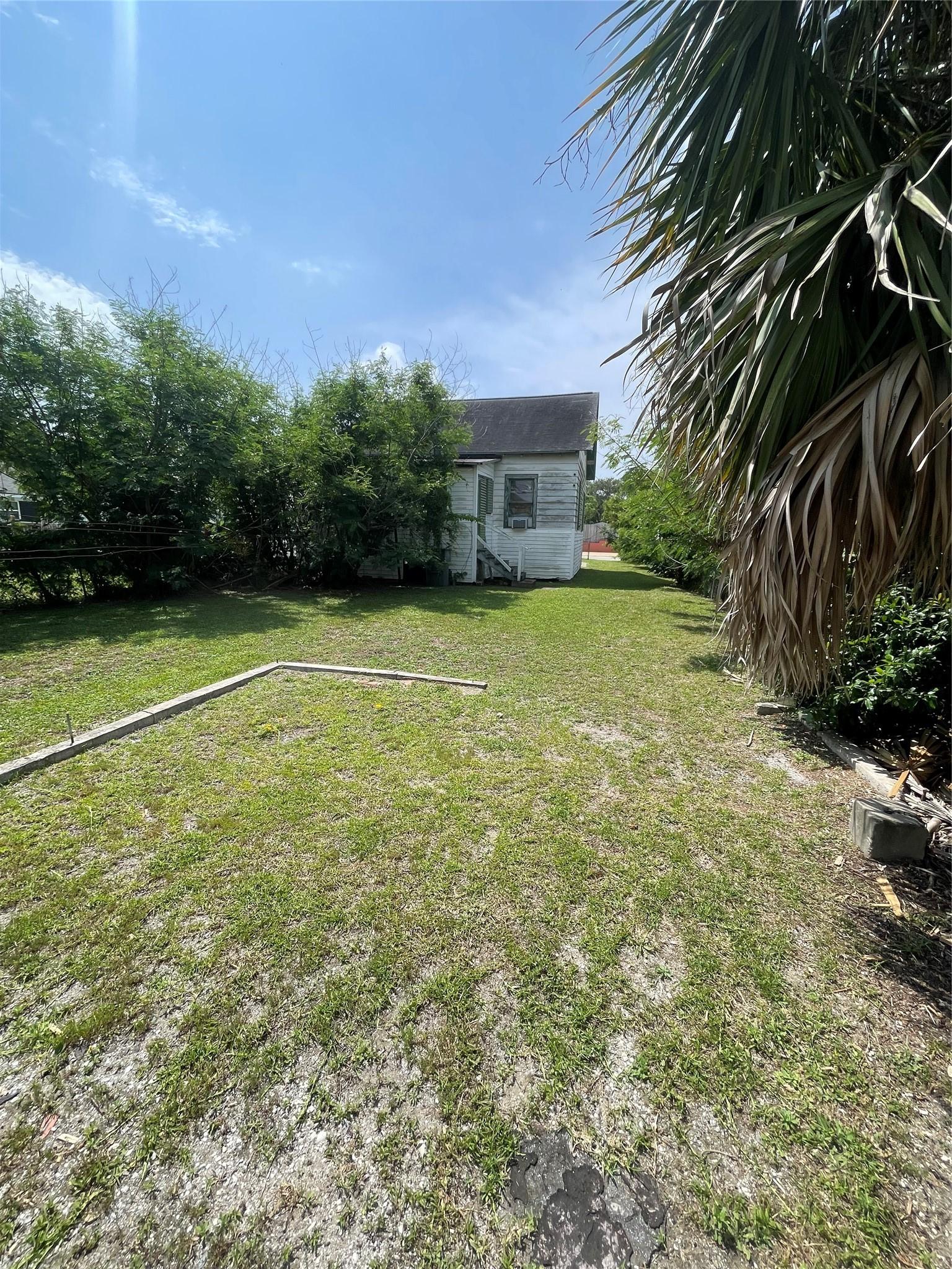 Image 3: Large Backyard with Room for a Garage