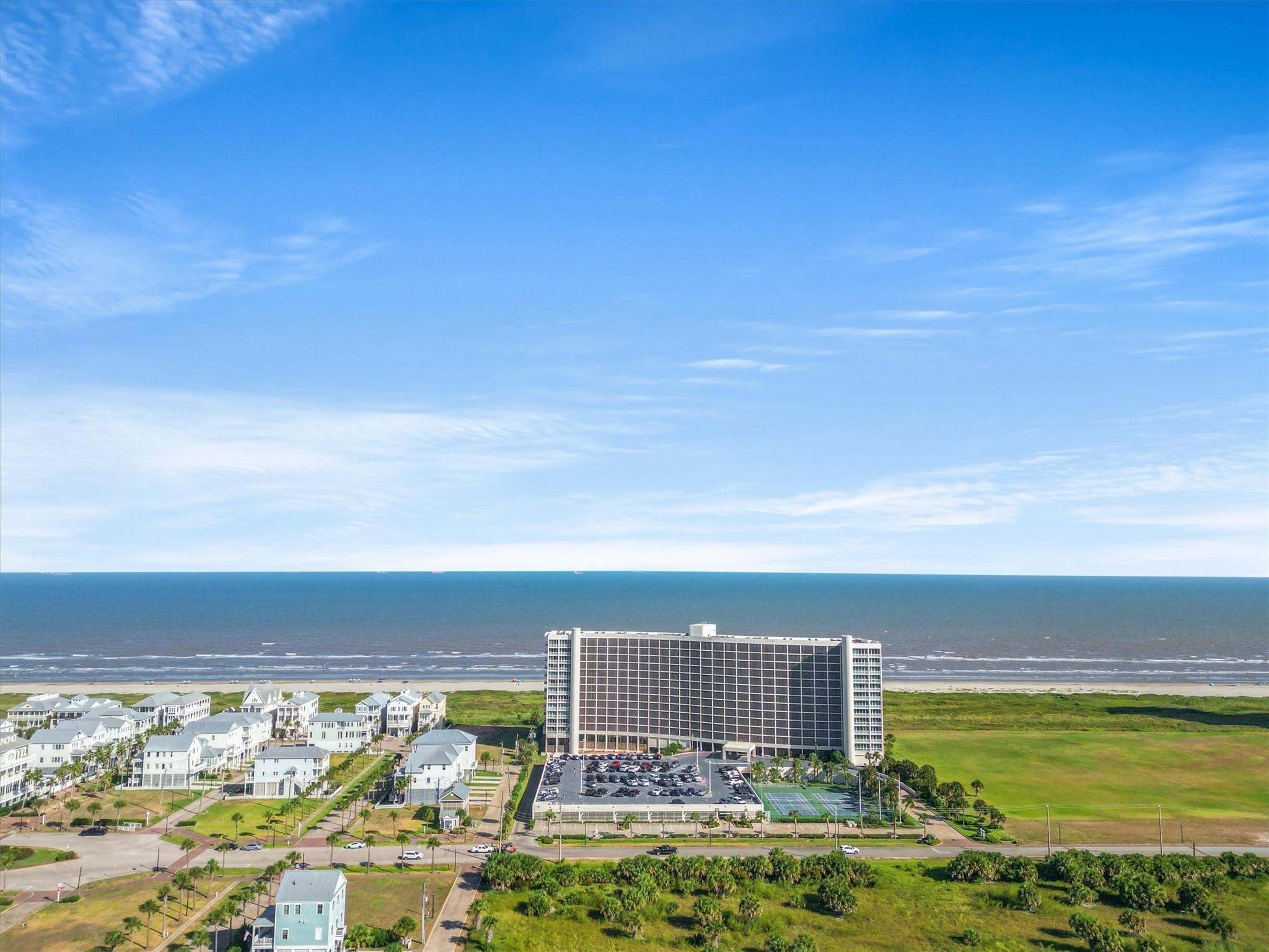 Image 1: Experience breathtaking beachfront and Gulf views