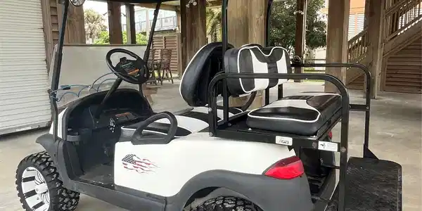 Image 4: Golf cart included!