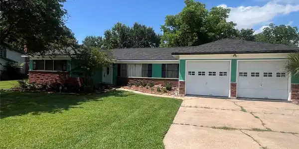 416 Azalea Drive