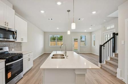 2404 King Mackerel Drive