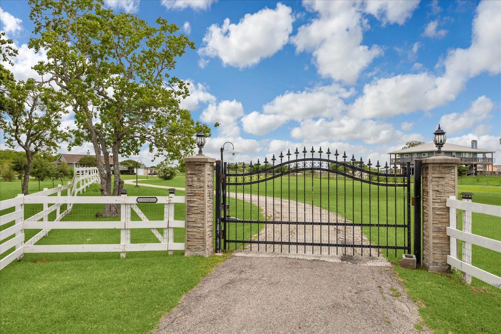 Image 4: private entrance gate with keypad entry