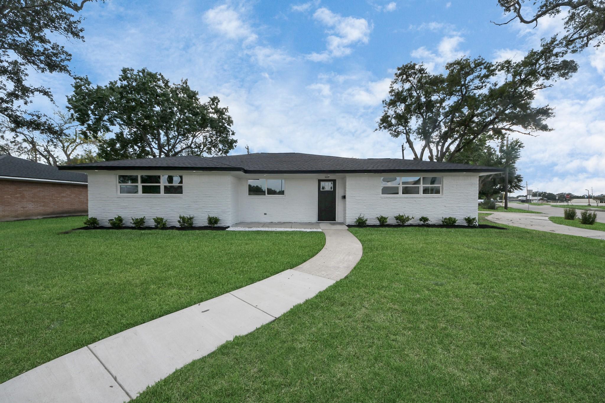 Image 1: Welcome Home!