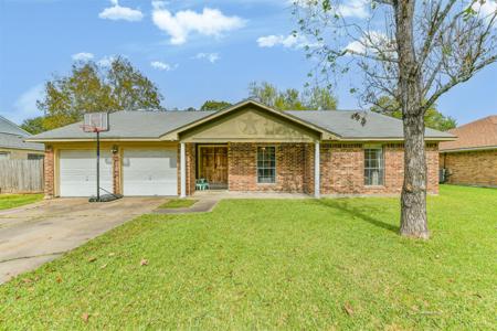 5526 Thornwood Circle
