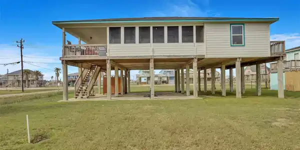 818 Sea Shell Drive