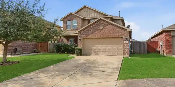 2225 Moonstone Court