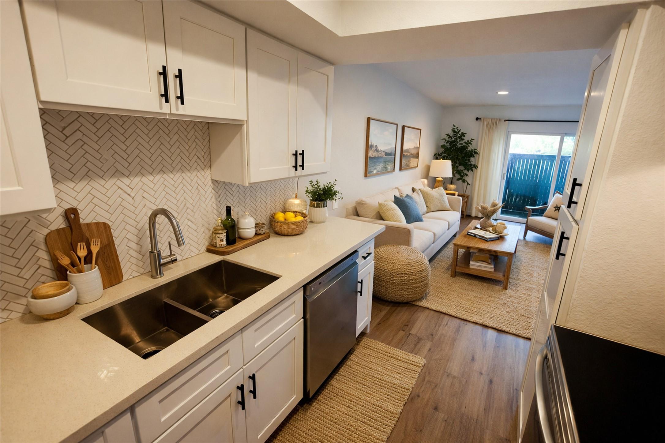 Image 2: Enjoy cooking in this beautiful kitchen with upgra