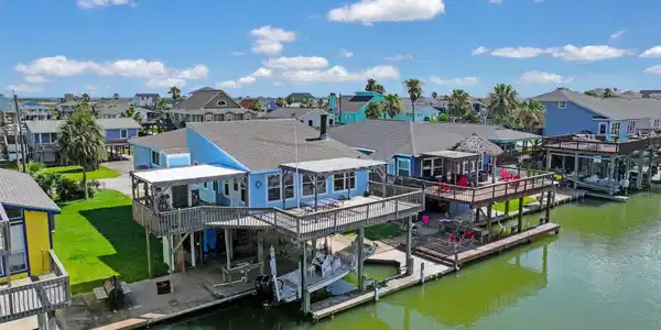 206 Galleon Drive