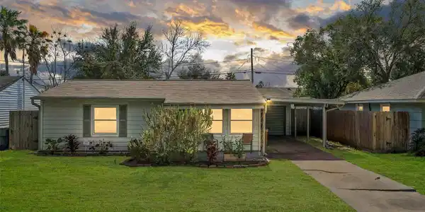 113 Tarpon Avenue