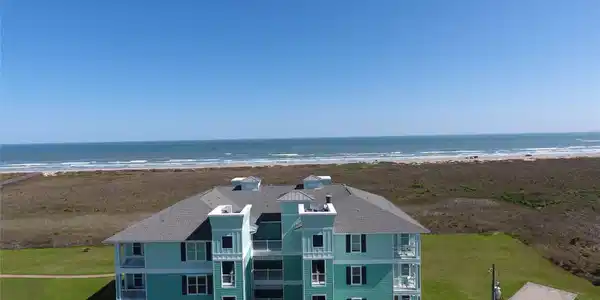 4221 Grassy Pointe Drive